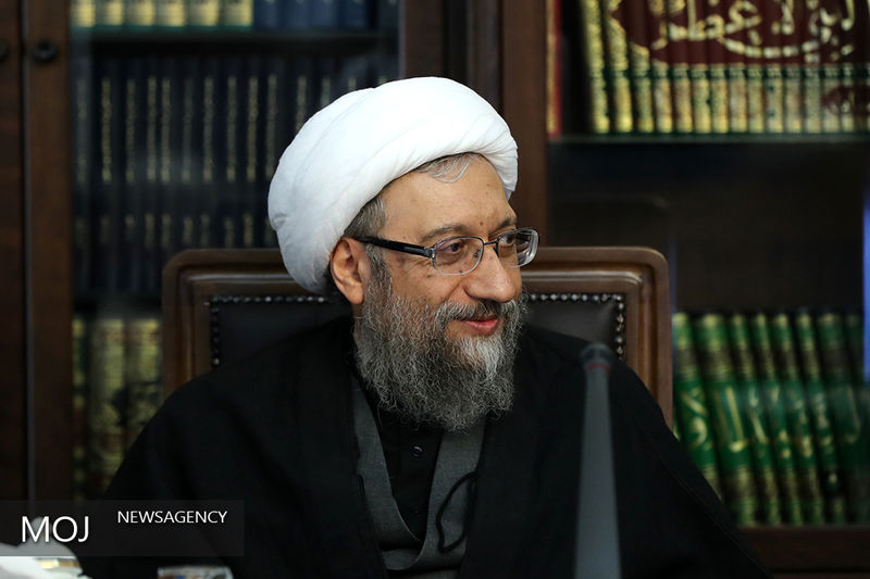 پاسخ آیت الله آملی لاریجانی به انتقادات تند آیت الله یزدی