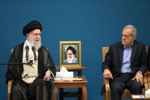 رئیس‌جمهور با رهبر انقلاب پیش از حضور در مجمع عمومی سازمان ملل دیدار کرد