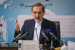 ولایتی: ترامپ یک تبلیغاتچی است/ زنجیره مقاومت از تهران آغاز شده است