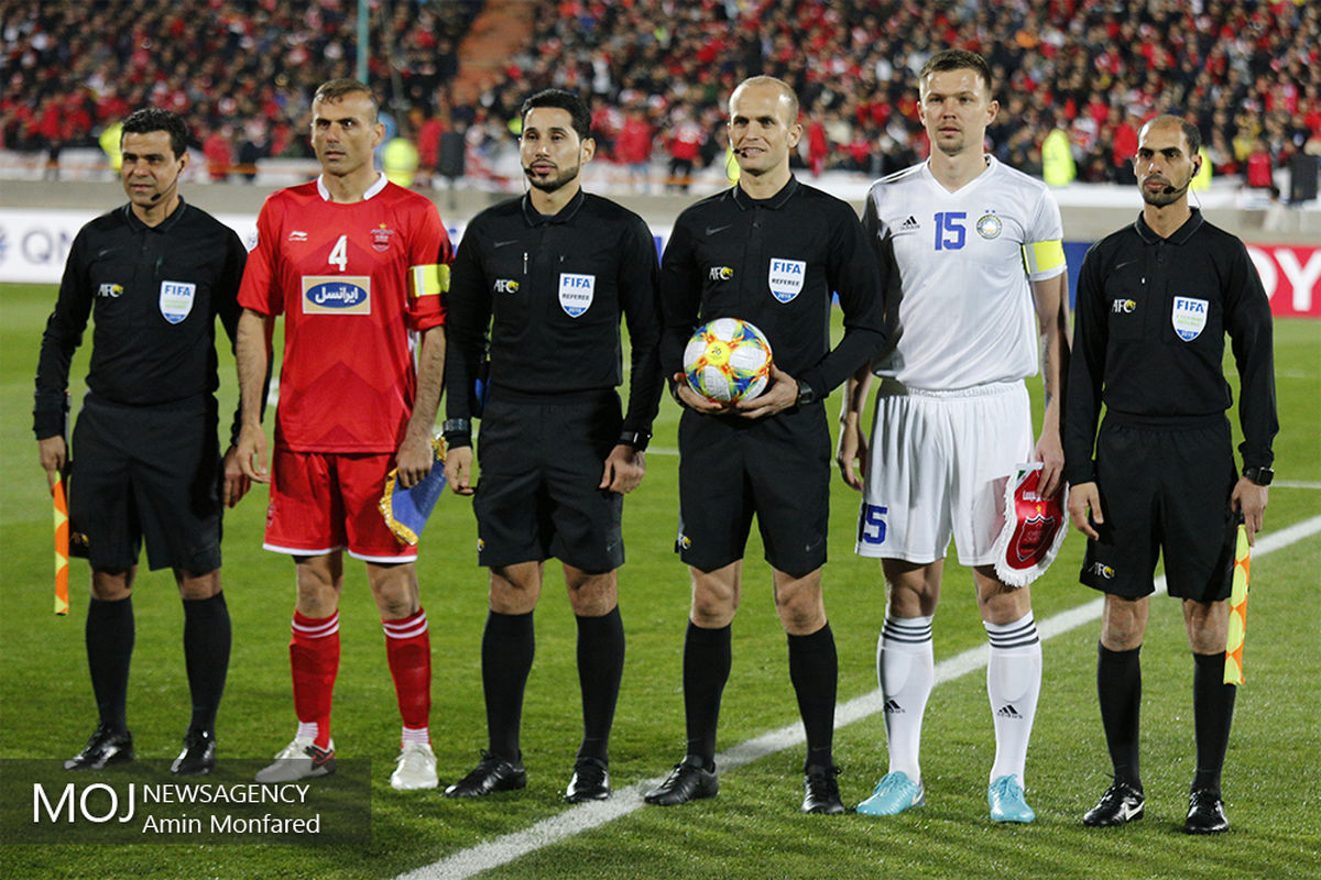 دیدار تیم های فوتبال پرسپولیس ایران و پاختاکور ازبکستان