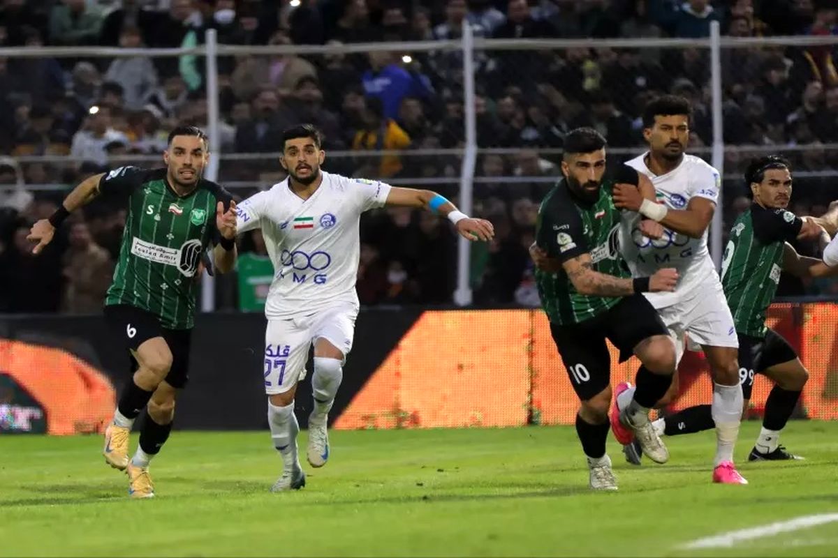 استقلال و خیبر