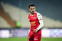 اوستون ارونوف با پرسپولیس تمدید می کند