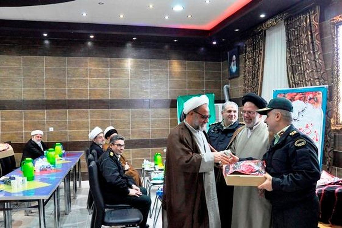 تجلیل ازبازنشستگان