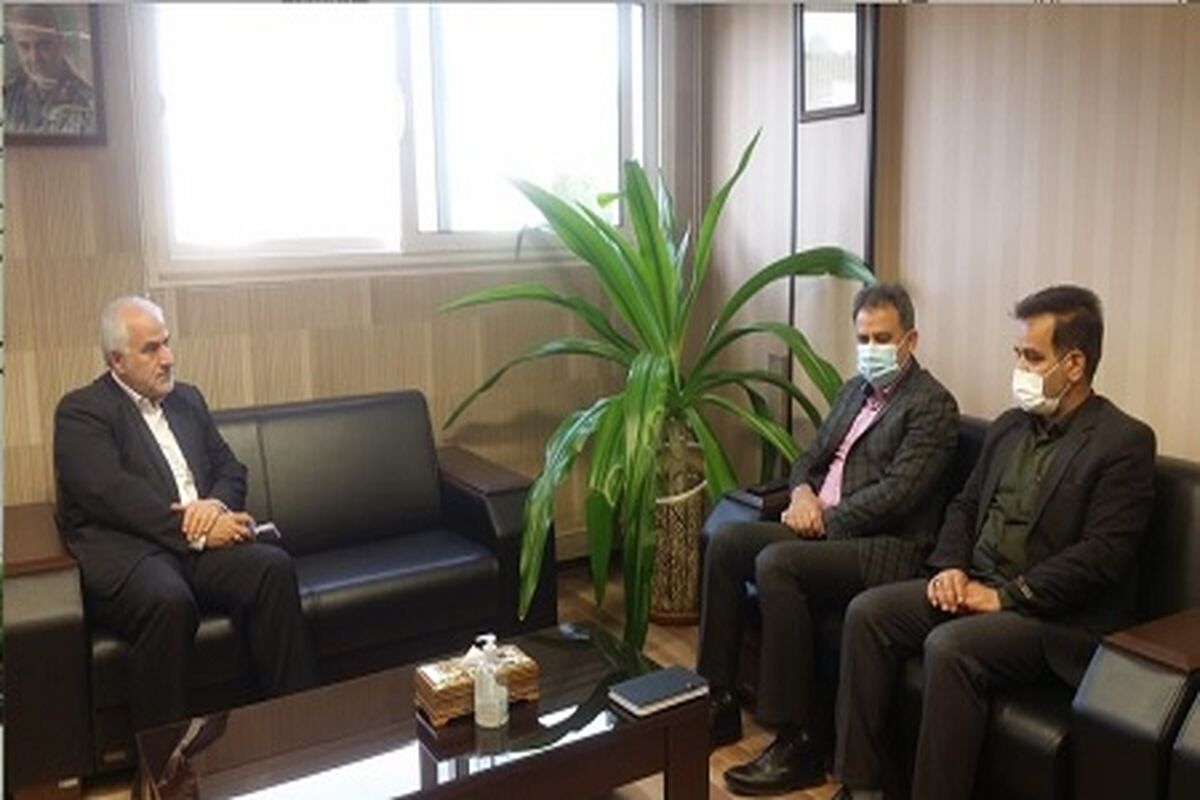 مدیر مخابرات اصفهان و شهرداری لنجان