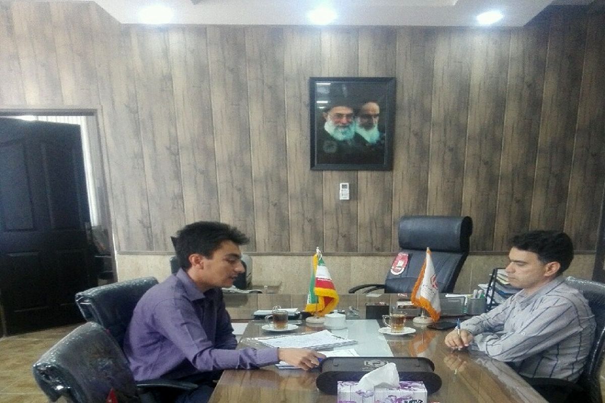 نشست مدیر بنیاد مسکن داراب با رئیس اداره راه و شهرسازی شهرستان