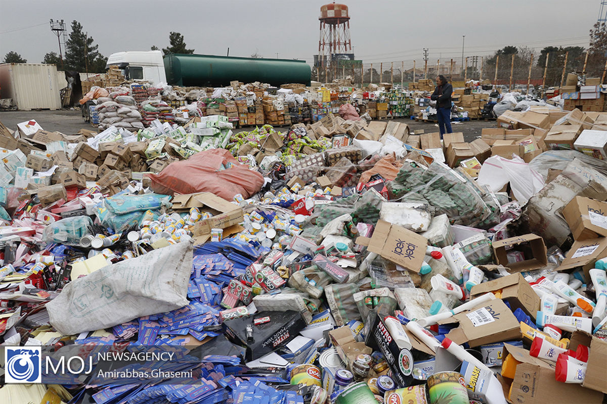 امحاء+۴۰۰+تن+مواد+غذایی+و+کالای+سلامت+محور+فاقد+مجوز