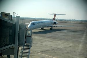 تکذیب تعطیلی فرودگاه پارس‌آباد