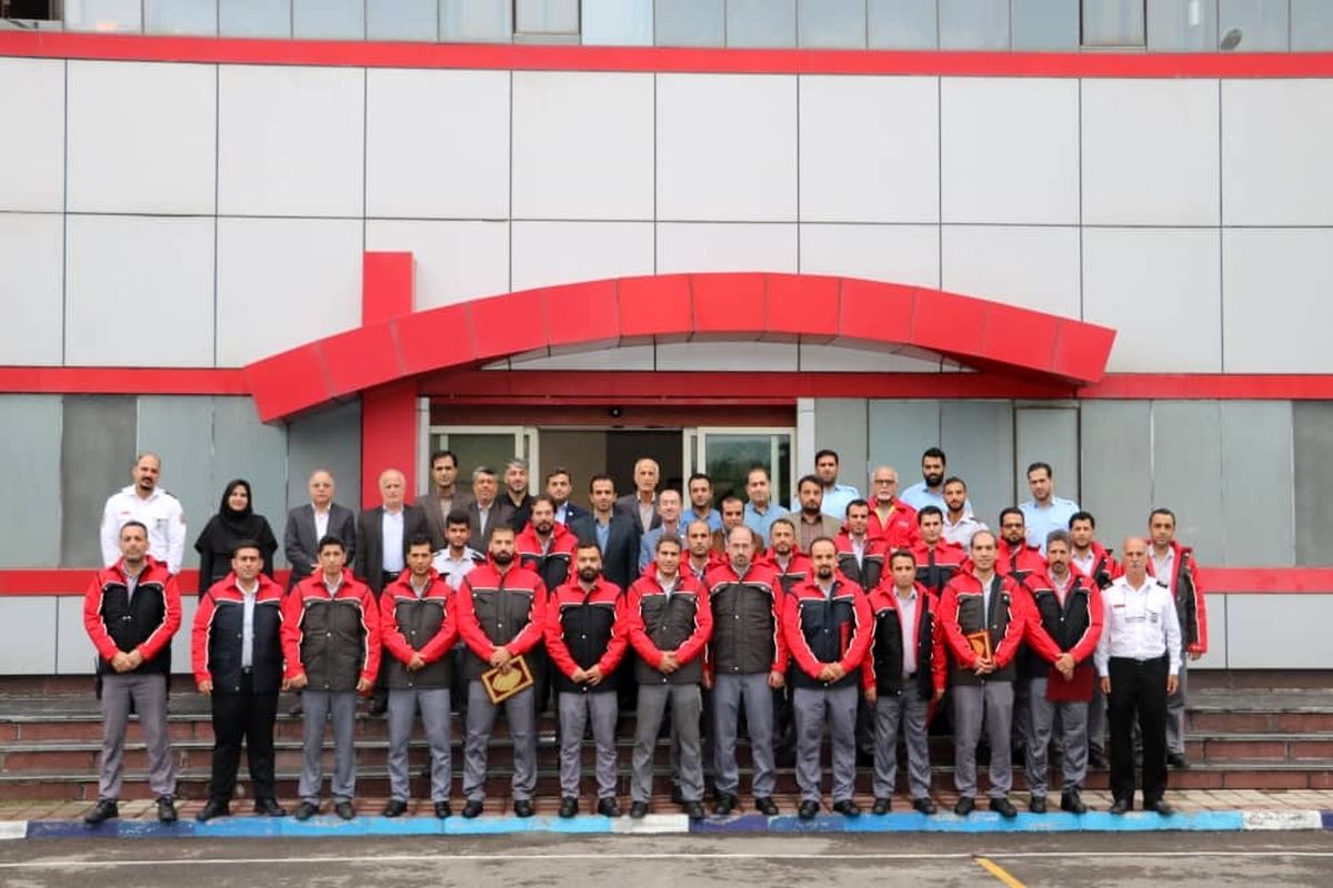 تجلیل از اتش نشانان منطقه ازاد انزلی