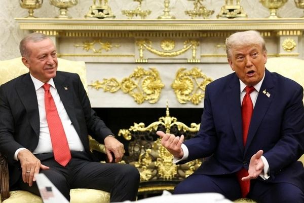 اردوغان با ترامپ تماس گرفت
