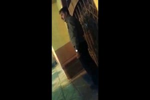 درگیری رییس اداره ورزش قرچک با پیمانکار سالن در زورخانه