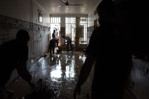 راه اندازی پویش همدردی با سیل زدگان یزد با حضور قهرمانان و نام آوران