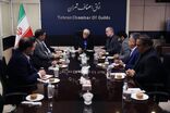 عارف از آمادگی دولت برای واگذاری اختیارات بازار به اصناف خبر داد