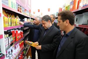 اقلام اساسی و نان به میزان نیاز مردم و مسافران در سرعین موجود است