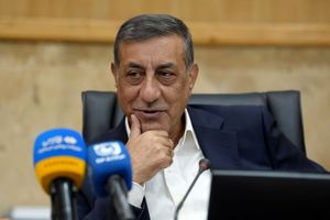 اعتماد به مردم اصل کار دولت است