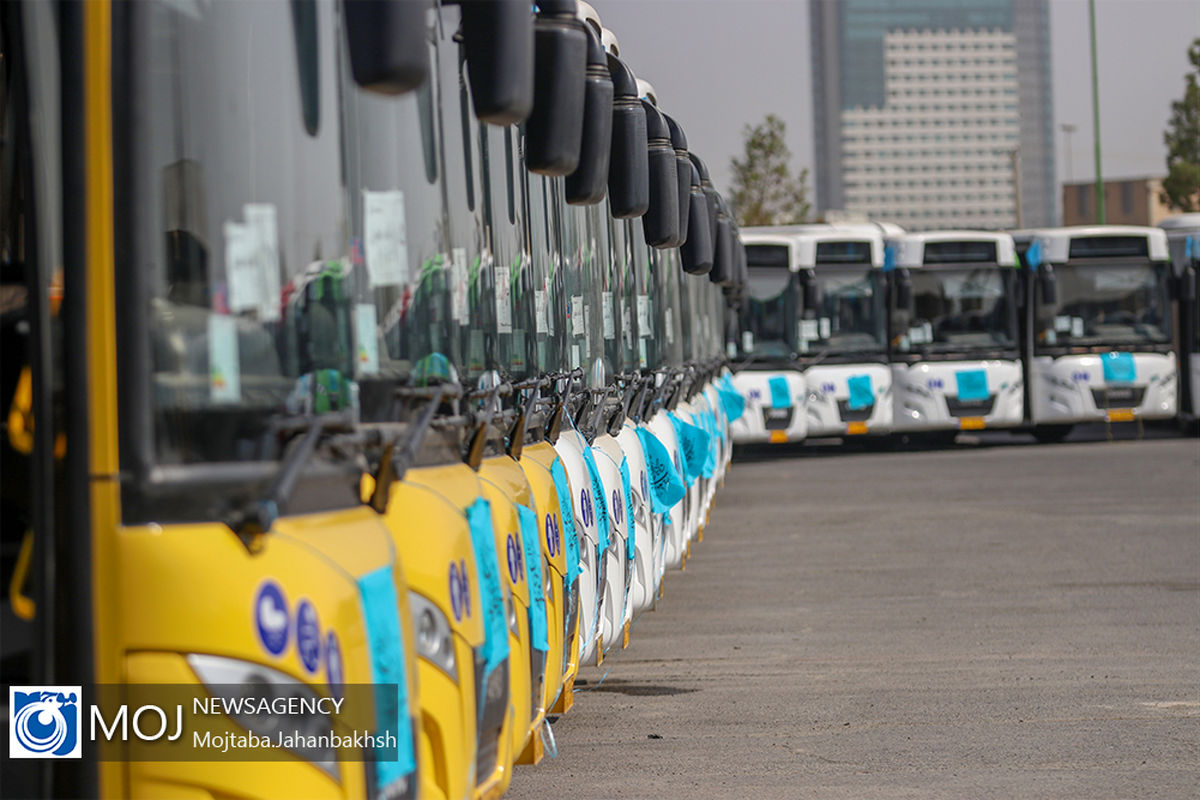 رونمایی از ۸۰ اتوبوس جدید ناوگان اتوبوسرانی اصفهان