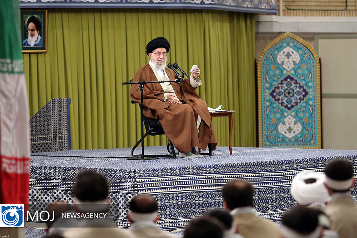 دیدار جمعی از بسیجیان با مقام معظم رهبری