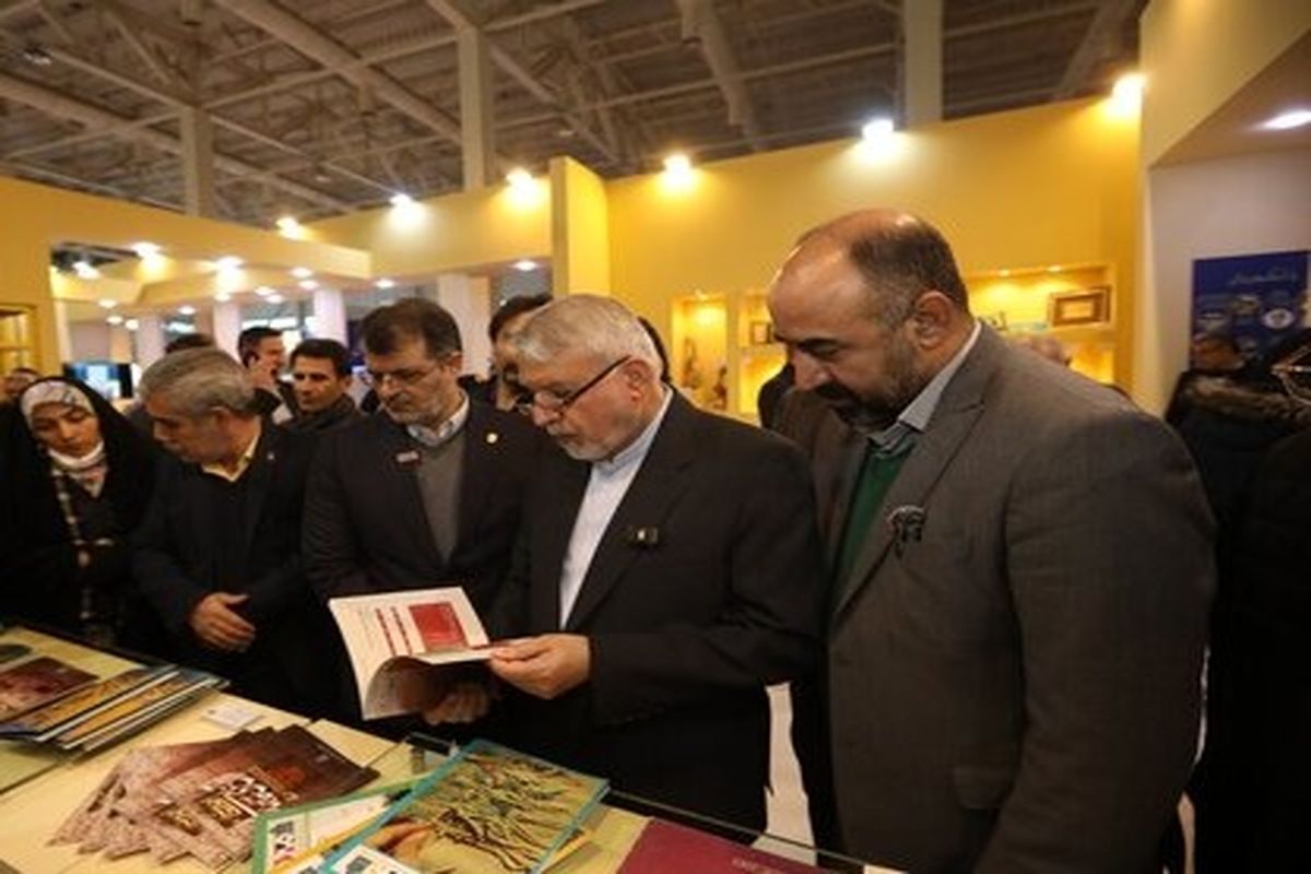 وزیر میراث فرهنگی