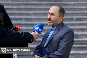 شهید رئیسی پرچمدار ادب در مناظره ها بود