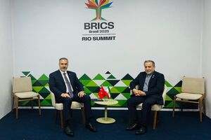 تاکید عراقچی و فیدان بر لزوم توقف جنایات رژیم صهیونیستی در فلسطین