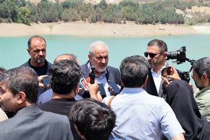 انتقال آب از خلیج فارس به مناطق مرکزی در حال انجام است / تأکید بر بازنگری در بارگذاری جمعیتی کشور