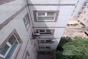 انتخاب لباس و تجهیزات حفاظتی مناسب برای کار در ارتفاع