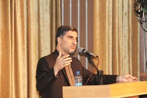 طی سال های آینده جشنواره انگور سیاه، گردو و انار را برگزار می کنیم