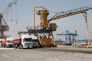 تخلیه و بارگیری ۵ میلیون تن کالا در یک سال گذشته