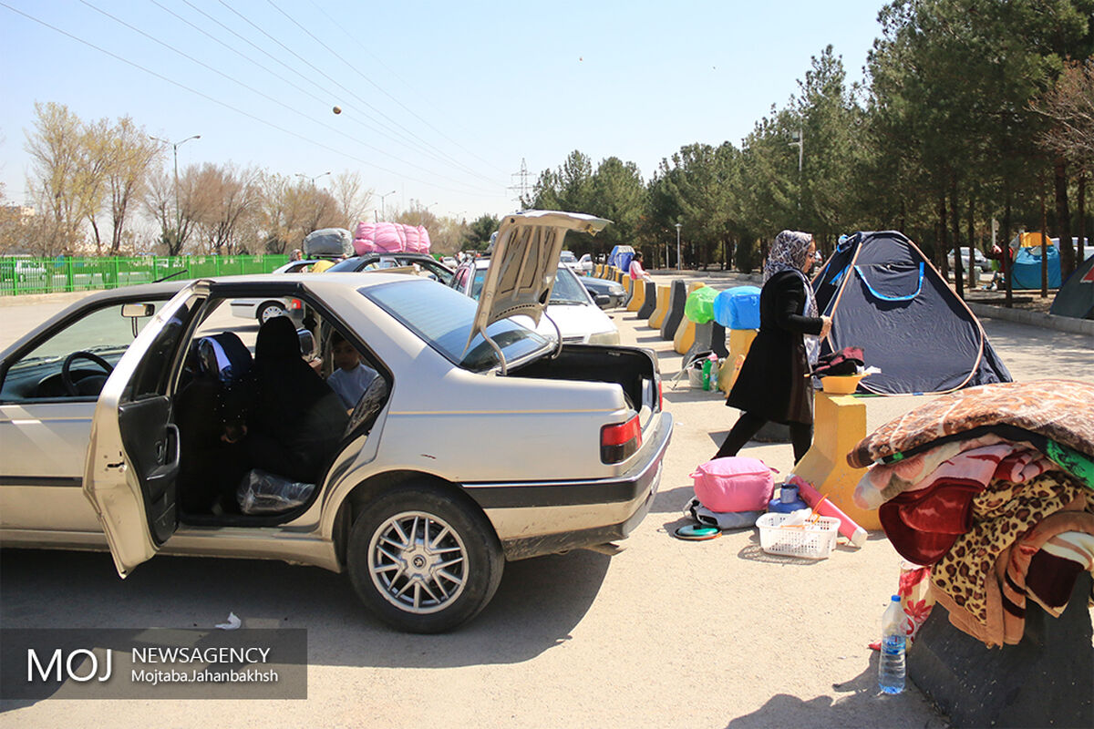 مهمانان نوروزی باغ فدک اصفهان