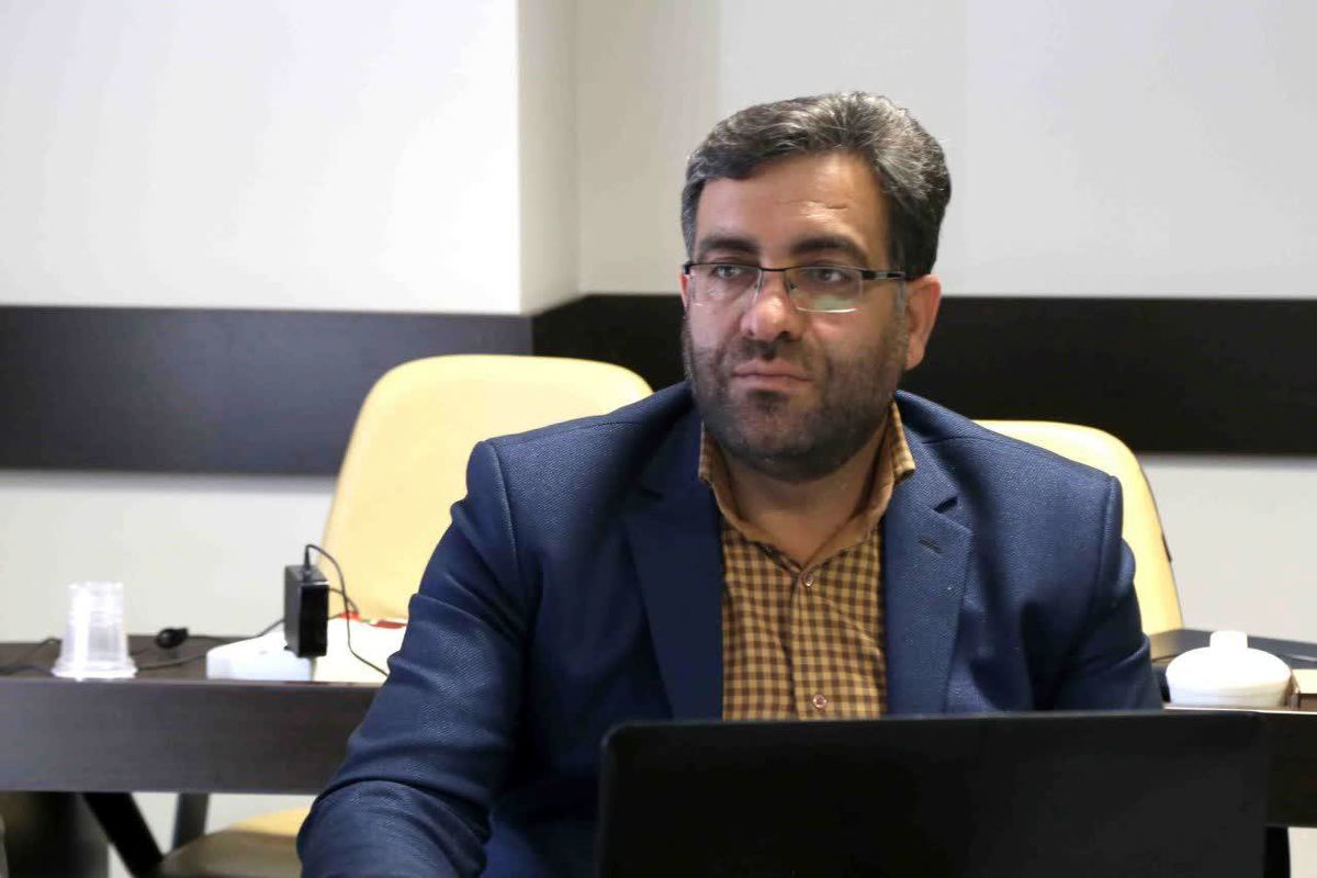 محسن میرهادی 