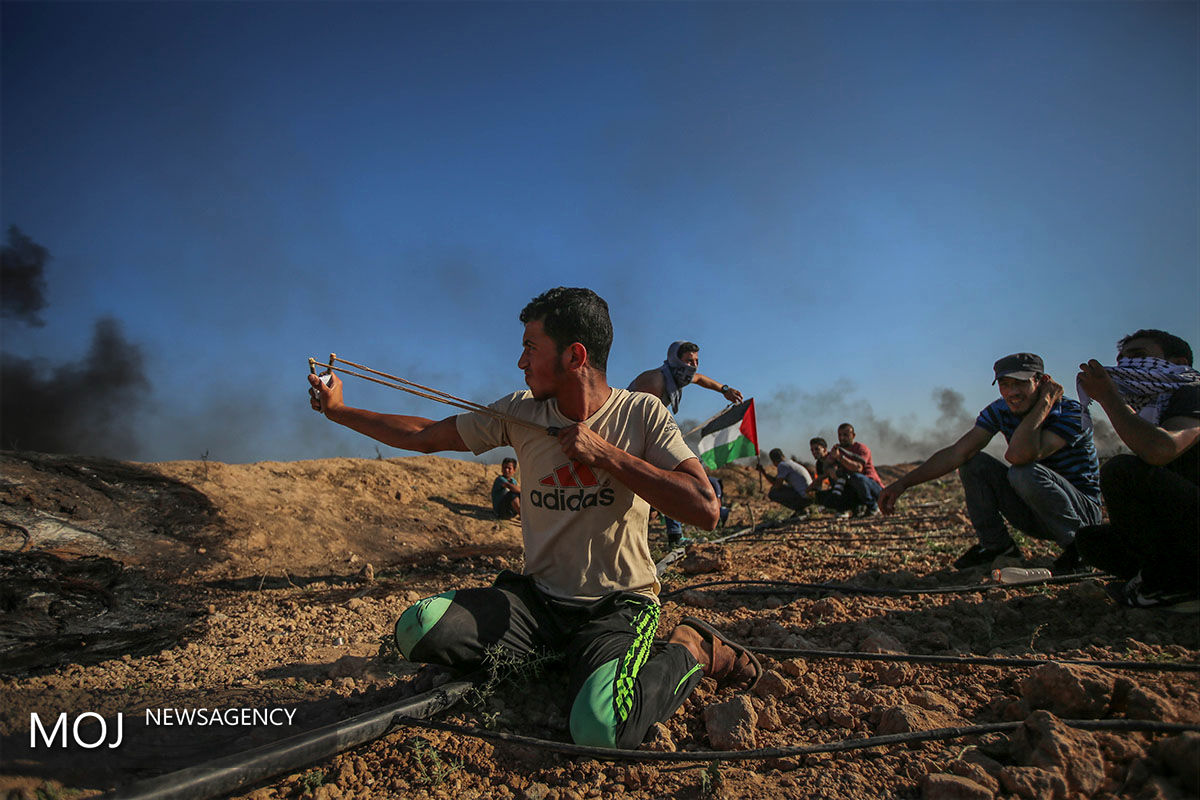 تظاهرات گسترده فلسطینی ها در مرزهای باریکه غزه