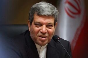 طبق قانون برخی مدارس نباید وجوهی دریافت کنند