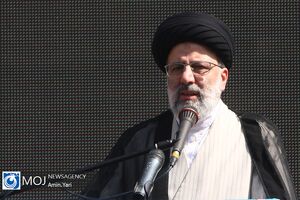 باید شفافیت را در نظام اداری کشور نهادینه کنیم