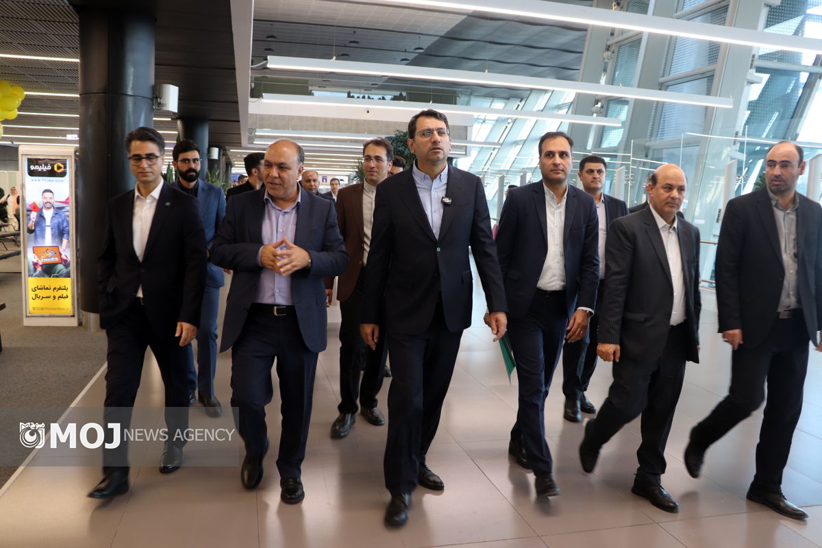 بازدید از فرودگاه و بندر کیش