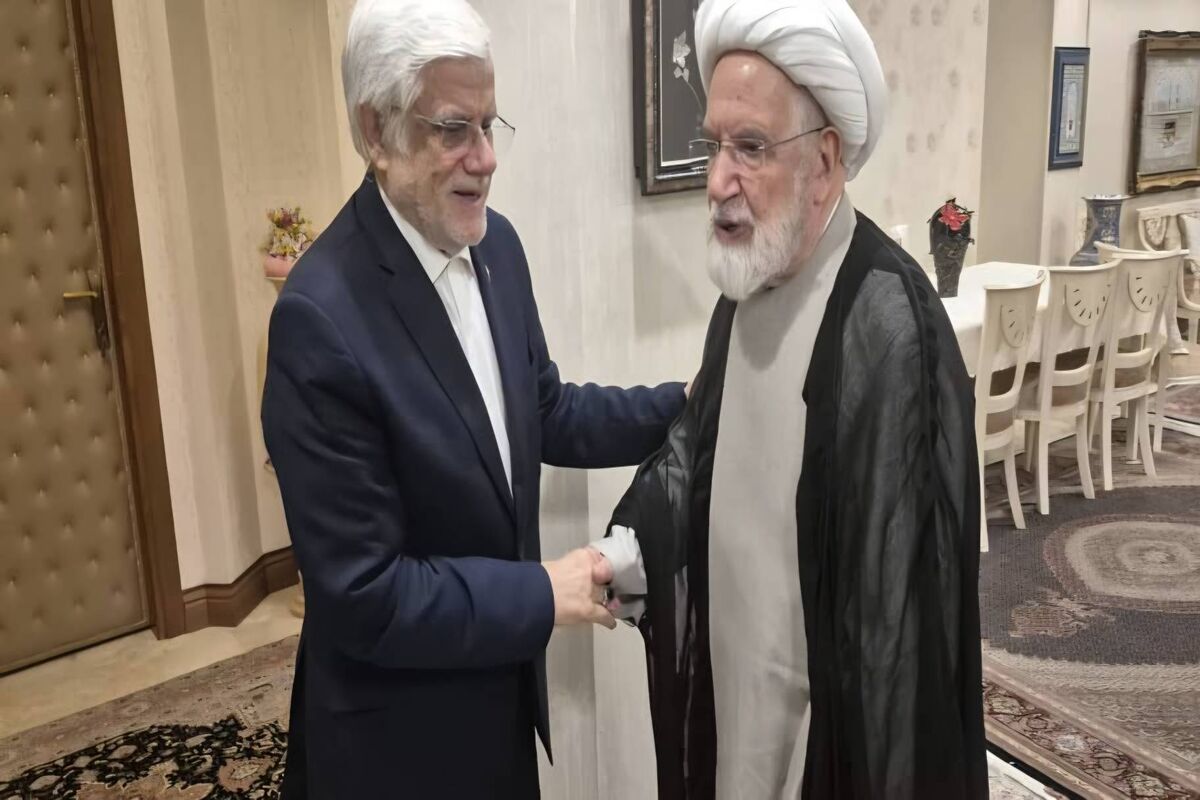 کروبی و عارف