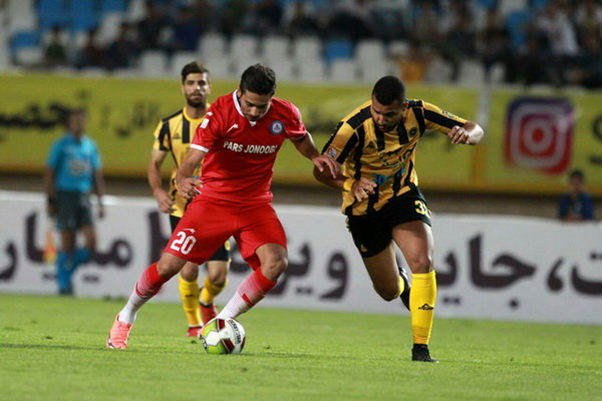 فوتبالیست گلستانی تیم پارس جنوبی جم