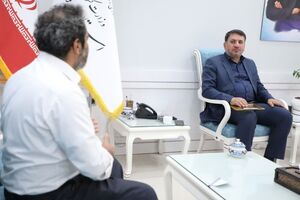 پاسخگویی استاندار یزد در یکشنبه های مردمی تداوم دارد+عکس 