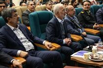 ۱۲ نیروگاه خورشیدی در یزد با حضور وزیر کشور افتتاح شد