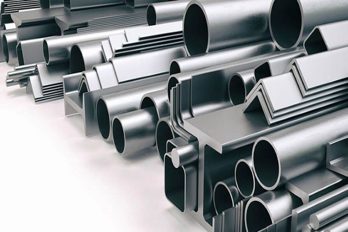 شاهد کاهش نوسانات و قیمت‌ها در بازار آهن آلات هستیم.