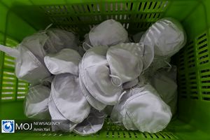 مواد اولیه ماسک به اندازه کافی در کشور تولید می‌ شود
