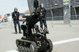 یک ربات عامل تیراندازی دالاس را کشت