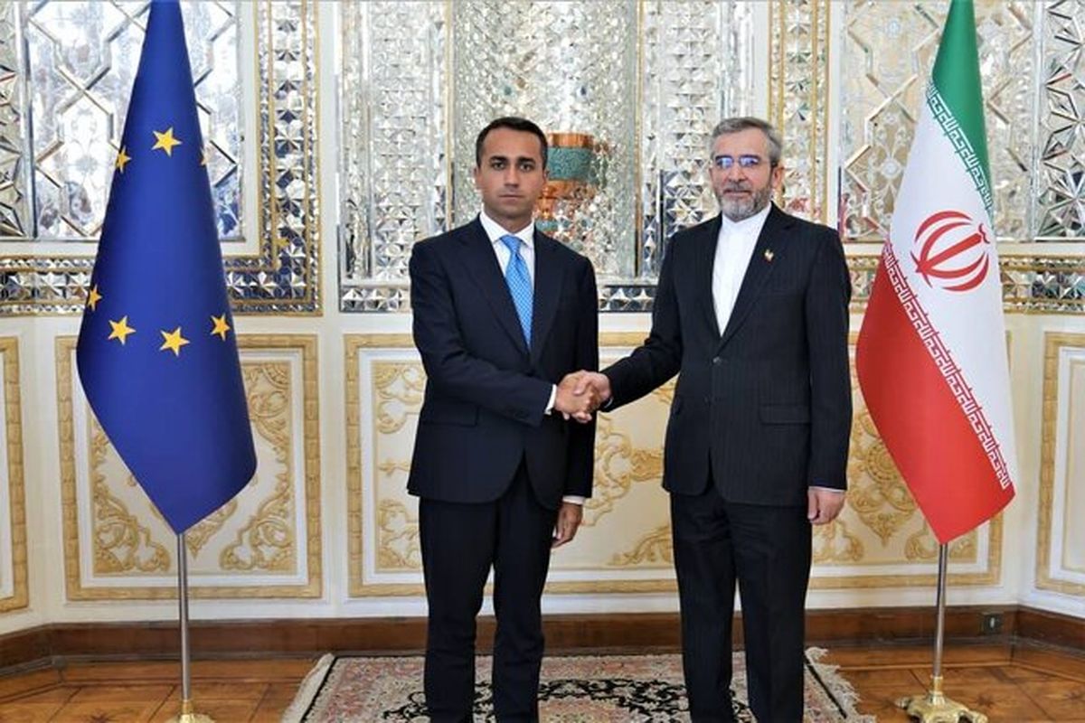 معاون سیاسی وزارت امور خارجه ایران