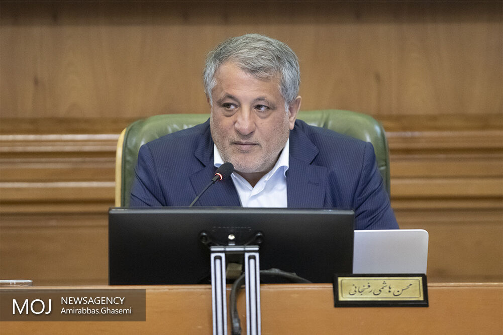 باید بحث شورا را از شهرداری جدا کنیم