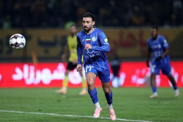 خارجی‌های استقلال به تهران بازمی‌گردند