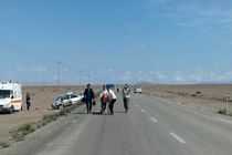 واژگونی پژو در محور طبس-بردسکن سه مجروح برجای گذاشت