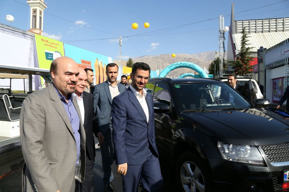 وزیر ارتباطات