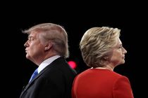 کلینتون و کنگره ملی دموکرات ها با روسیه تبانی کرده اند