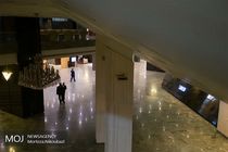 کشف بسته ای مشکوک در مقابل درب ورودی مجلس/ اعلام وضعیت عادی در مجلس