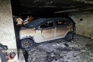 آتش‌سوزی پارکینگ یک ساختمان مسکونی در بزرگراه خرازی/۵۰ نفر نجات یافتند