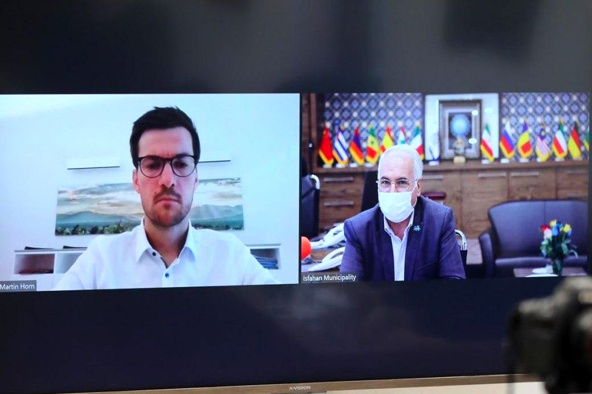 شهردار فرایبورگ.jpg1