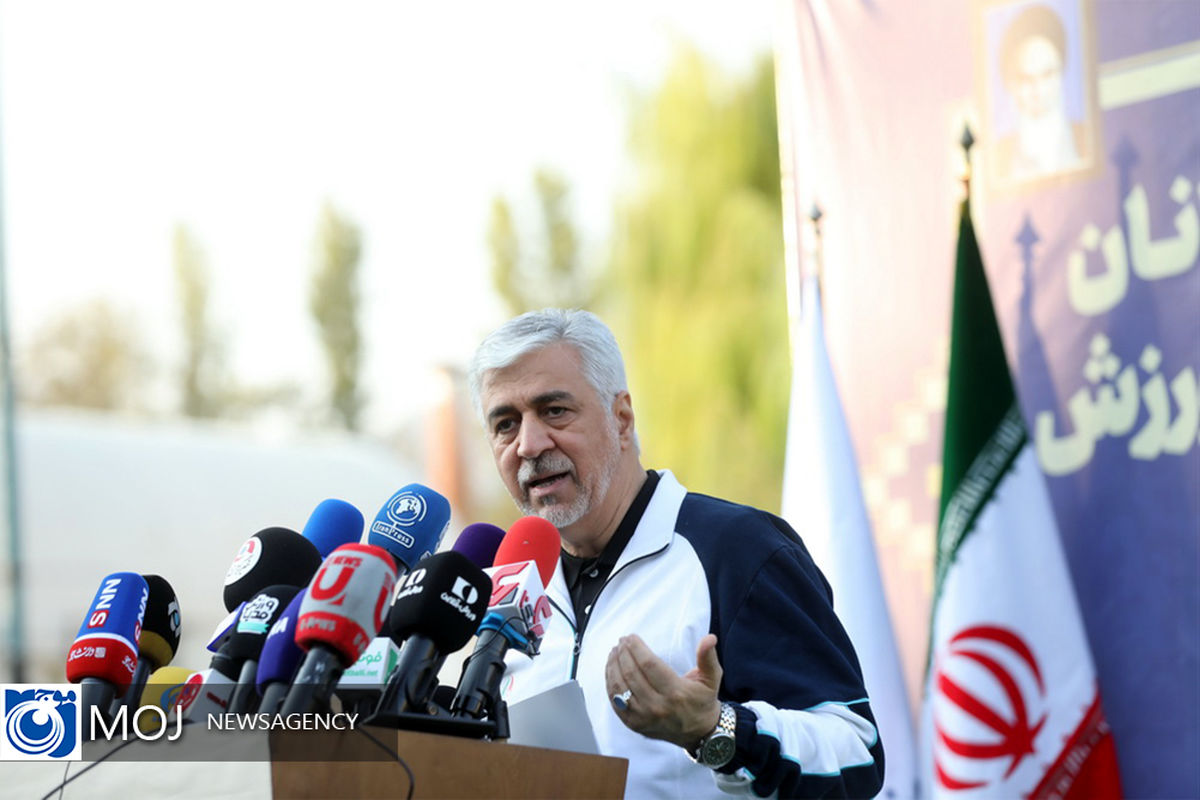 نشست خبری وزیر ورزش و جوانان